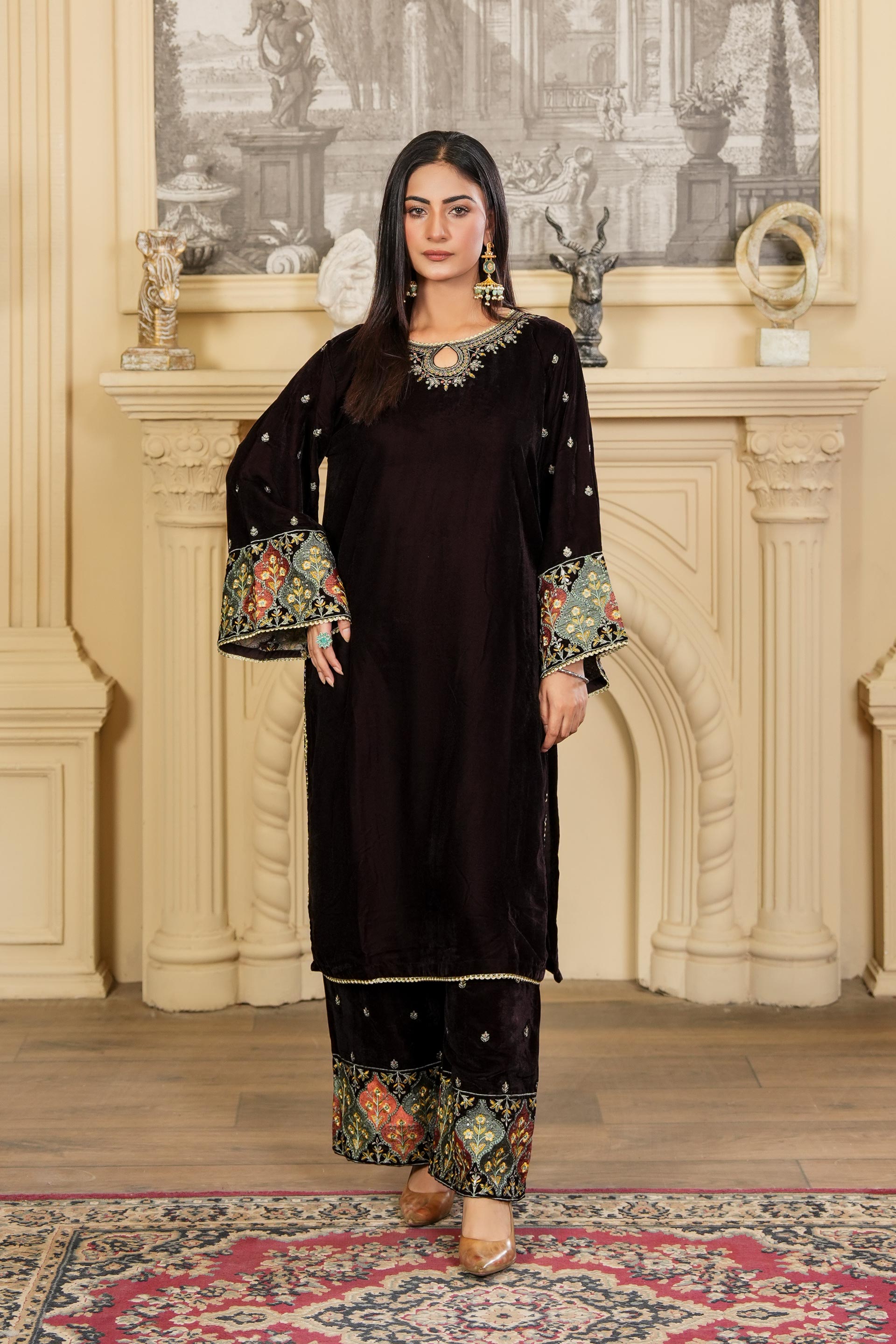 2-Piece-Velvet-01