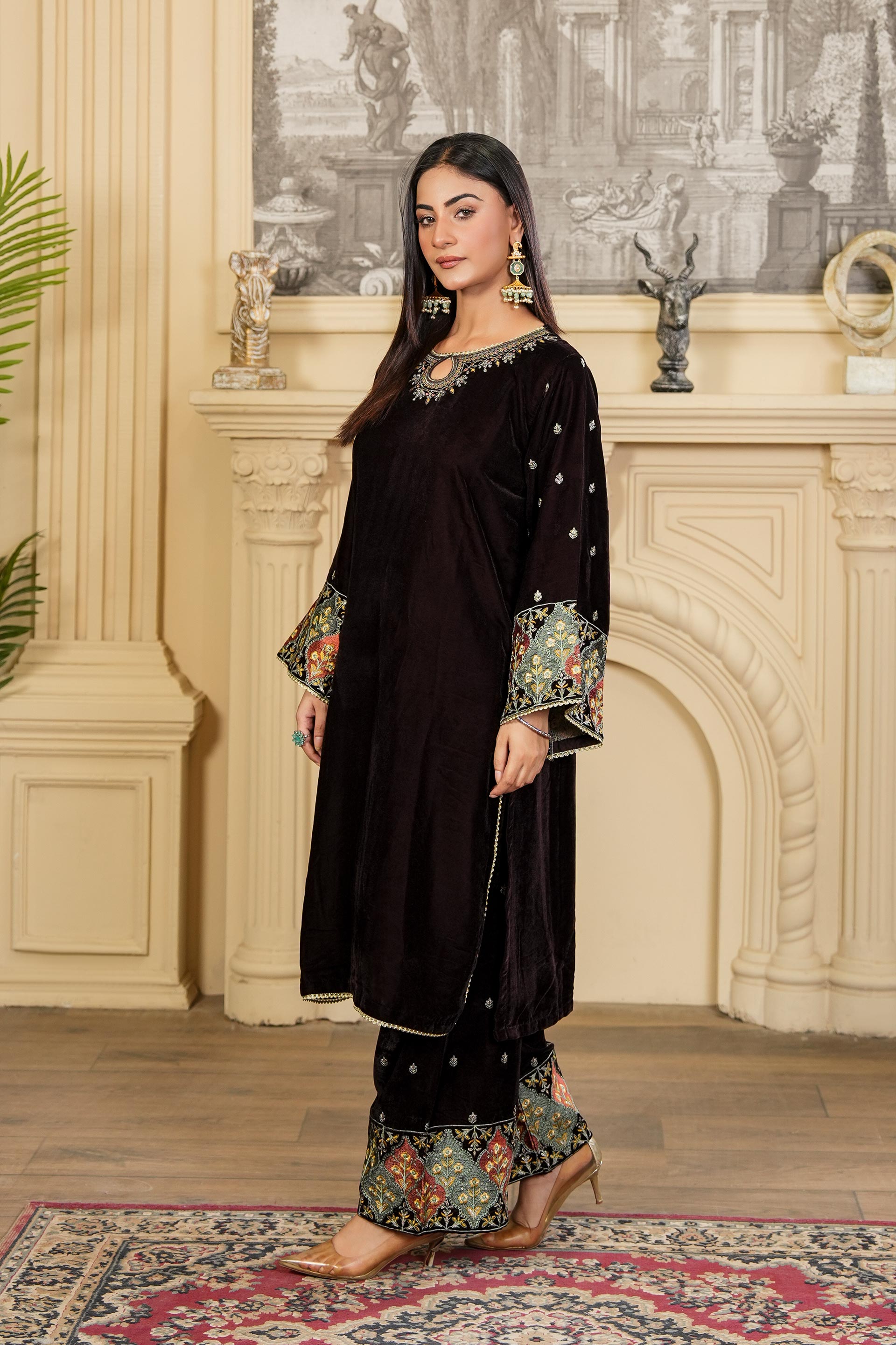 2-Piece-Velvet-01