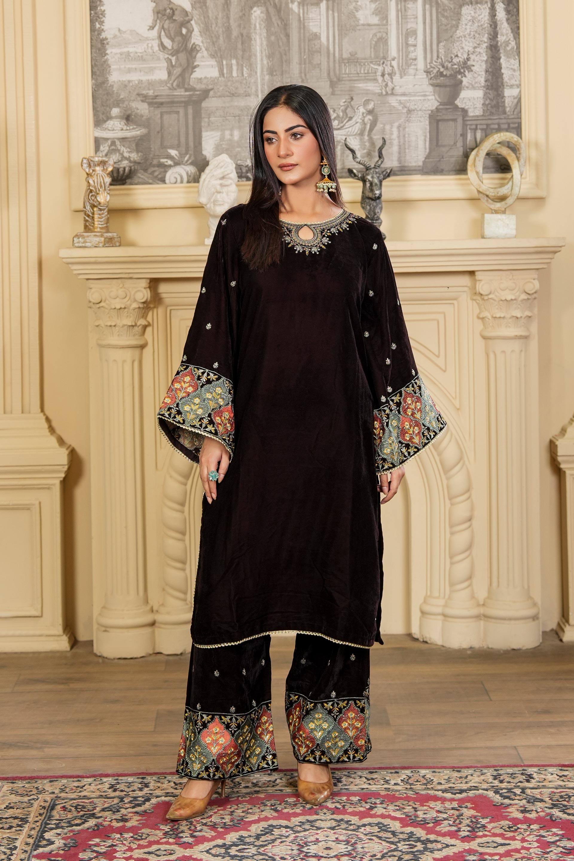 2-Piece-Velvet-01