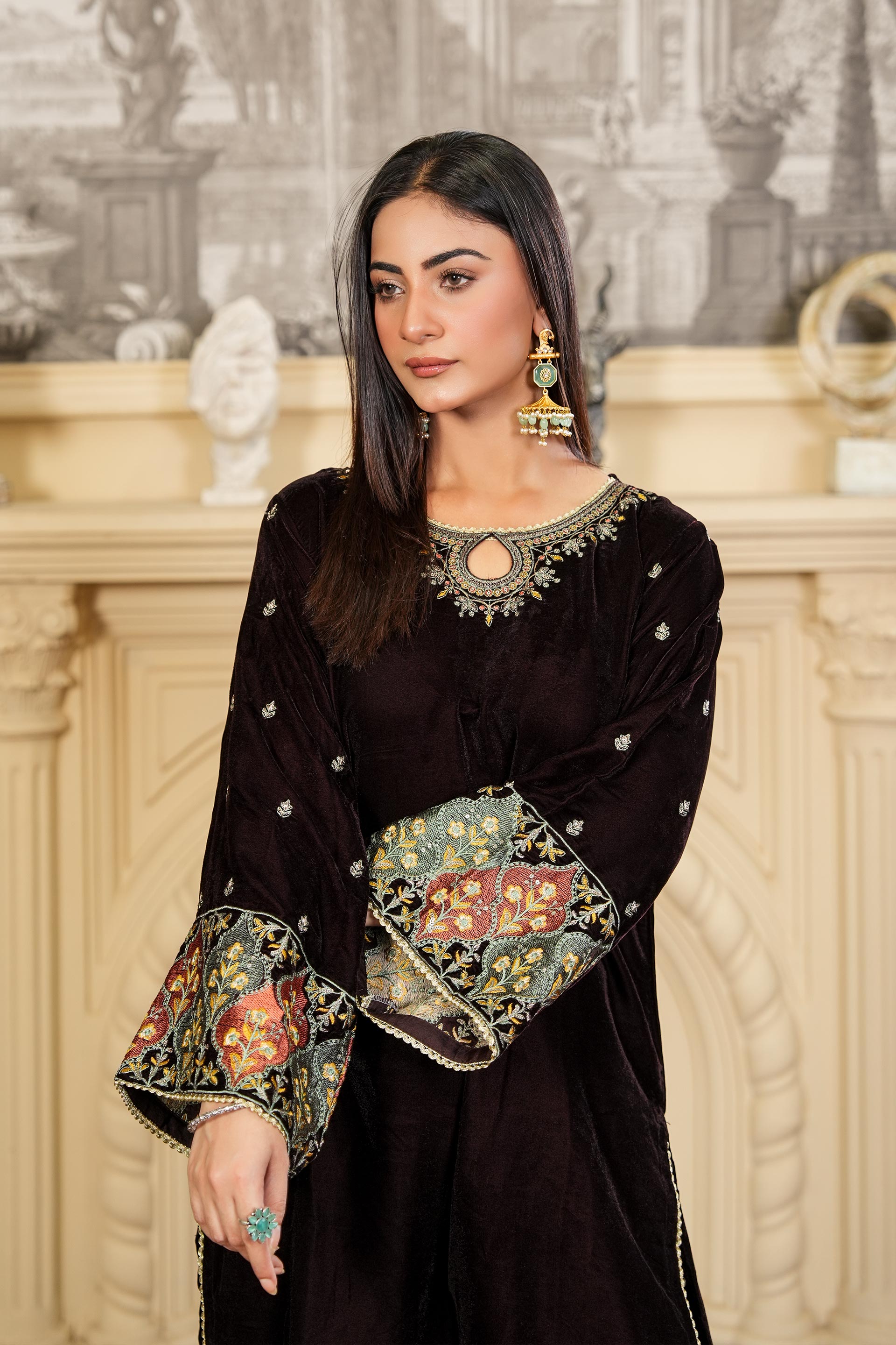 2-Piece-Velvet-01