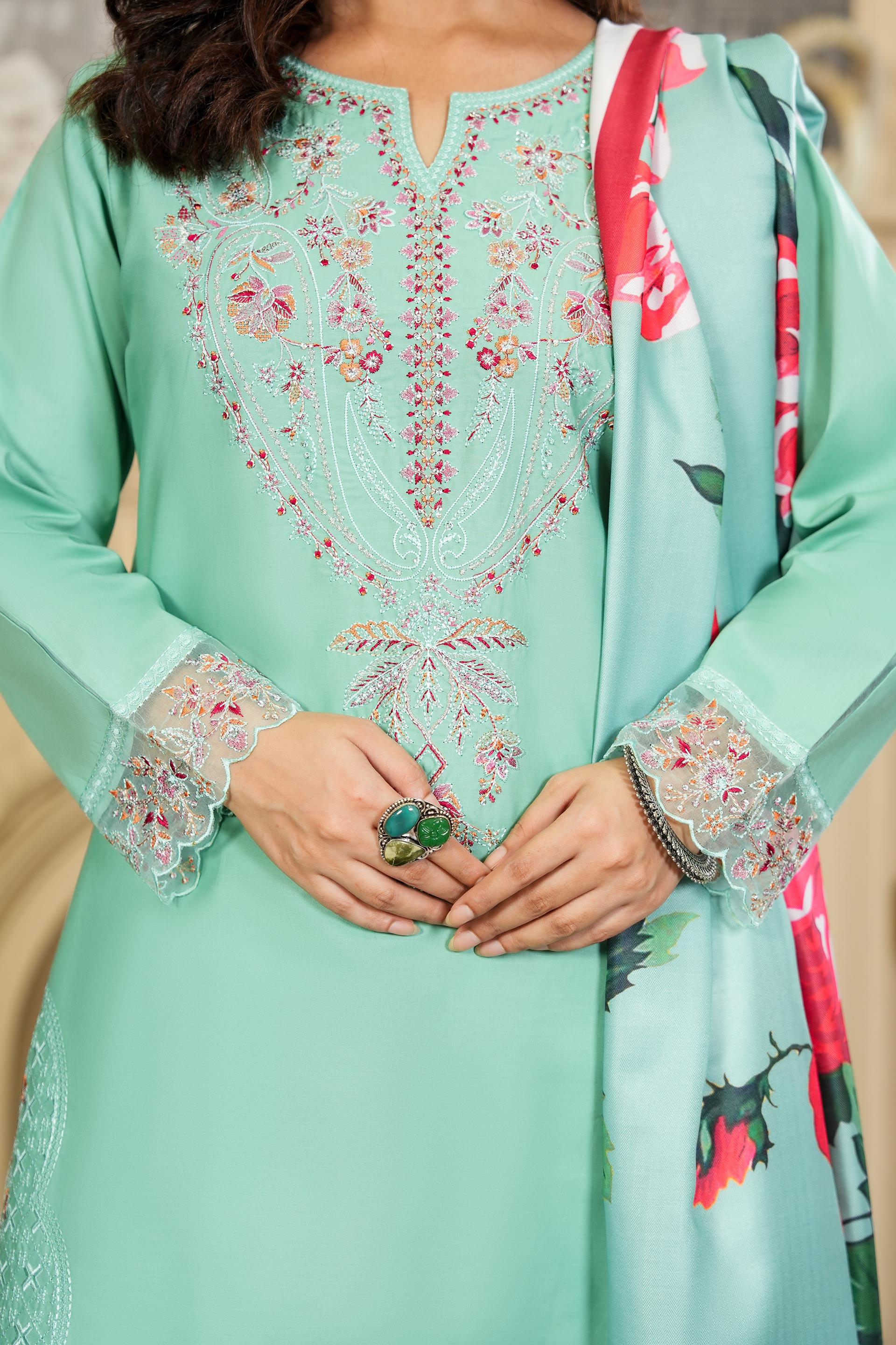 3-Piece-Cambric-01